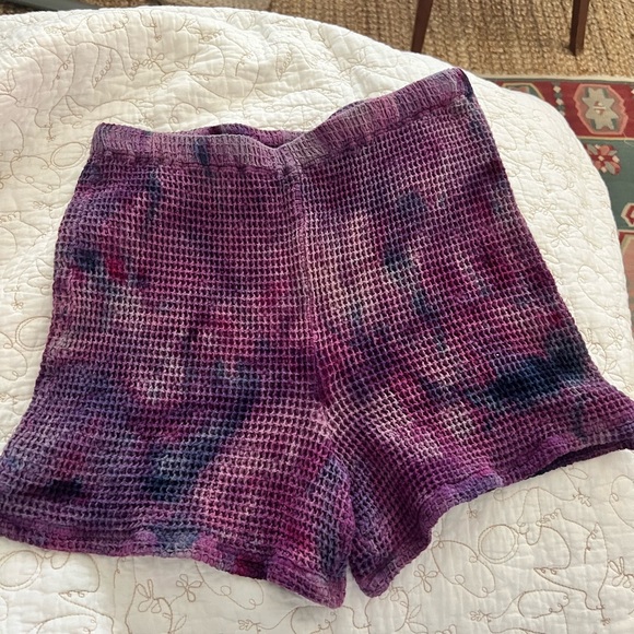 NWOT DONNI. Waffle Roll Short Size M - Picture 1 of 3
